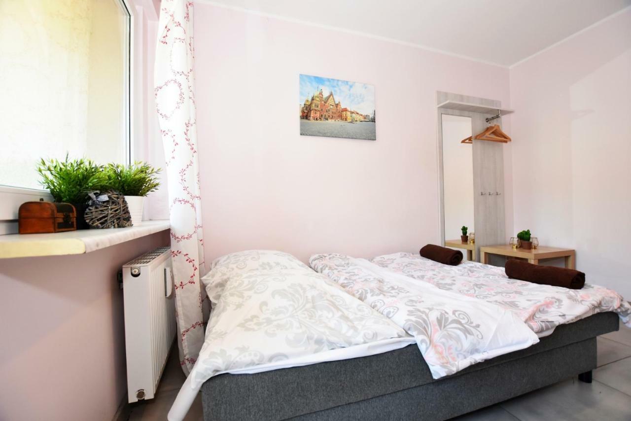 City Central Hostel Laciarska Wroclaw Ngoại thất bức ảnh