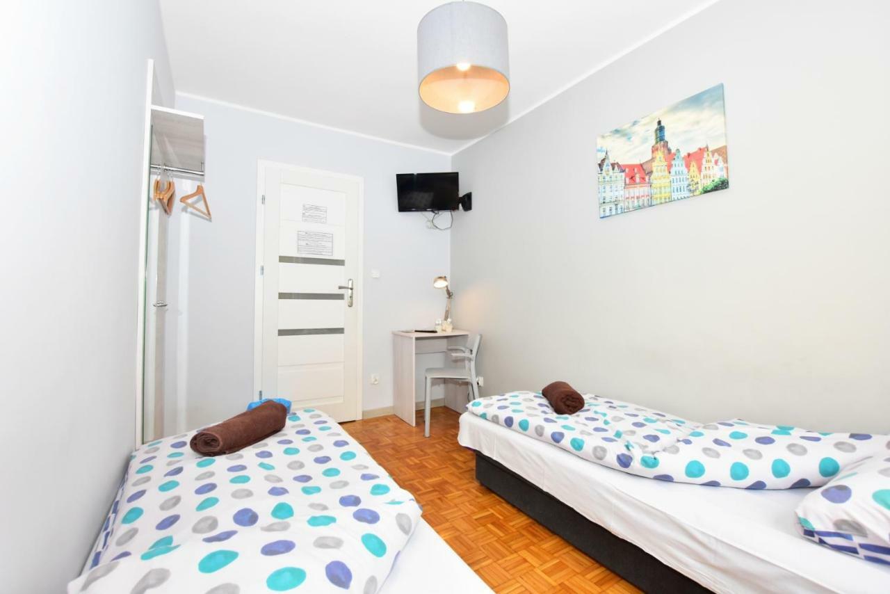 City Central Hostel Laciarska Wroclaw Ngoại thất bức ảnh